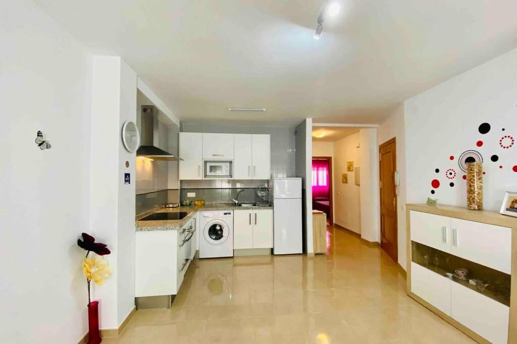 “Smile Nerja” Chic Apartment With Wifi, 4 Guests Esterno foto