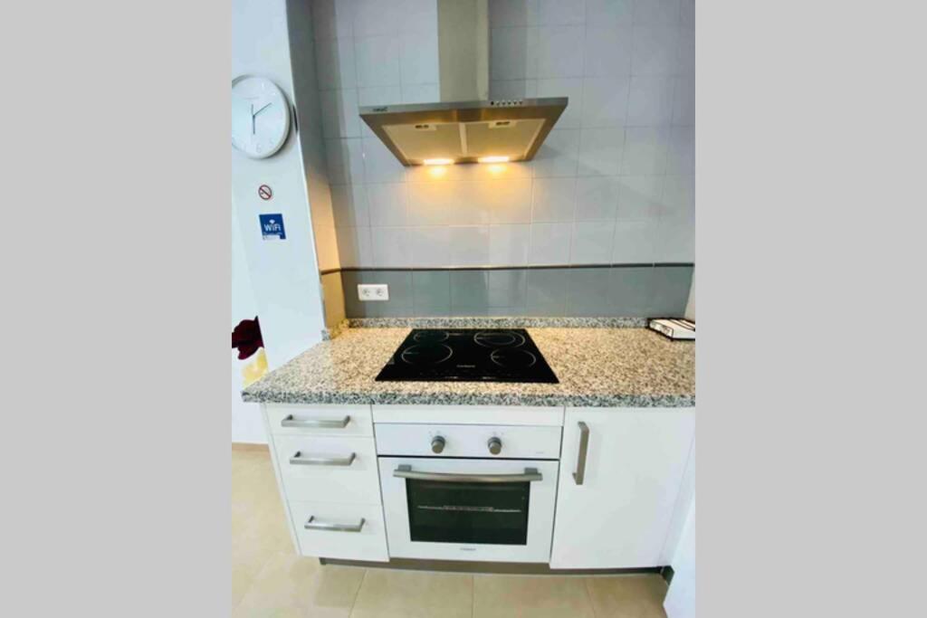 “Smile Nerja” Chic Apartment With Wifi, 4 Guests Esterno foto