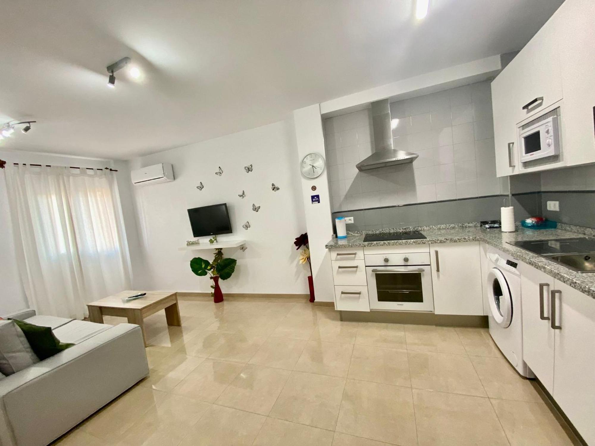 “Smile Nerja” Chic Apartment With Wifi, 4 Guests Esterno foto